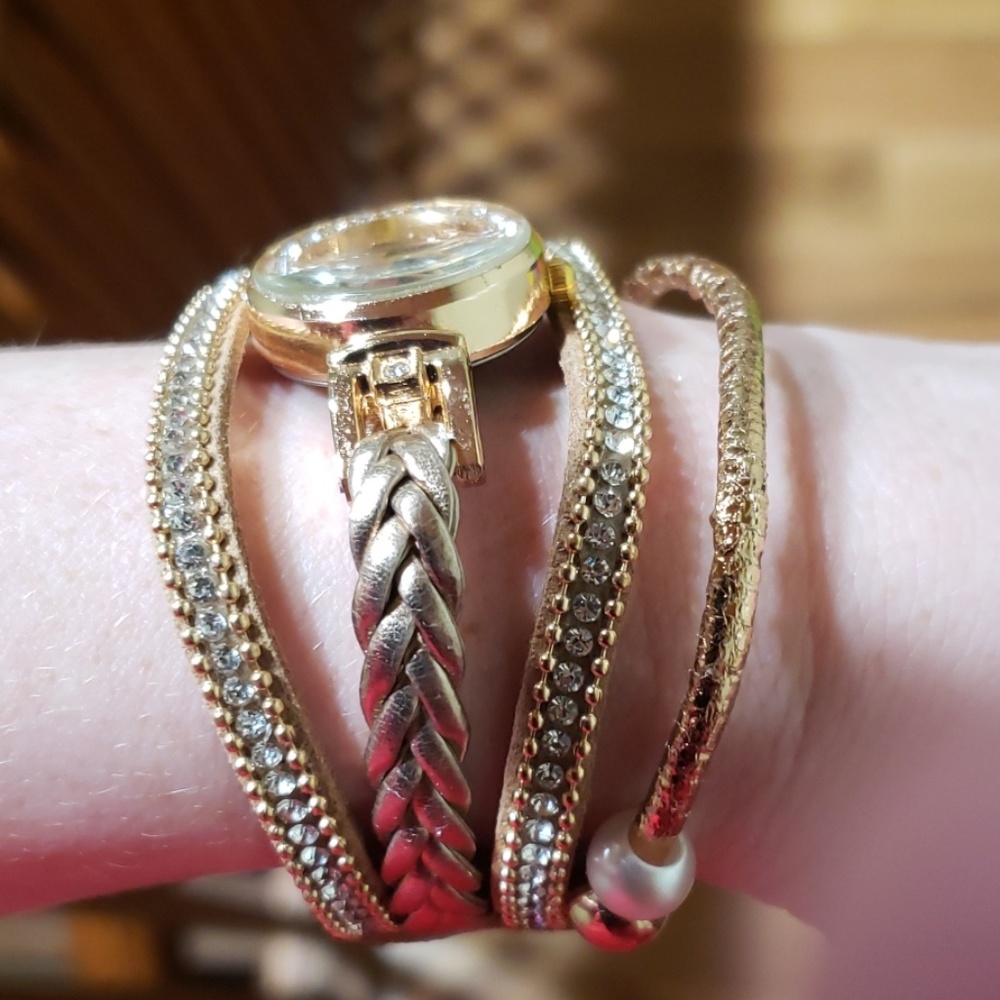 Beautiful Watch bracelet - Picture 3 of 8